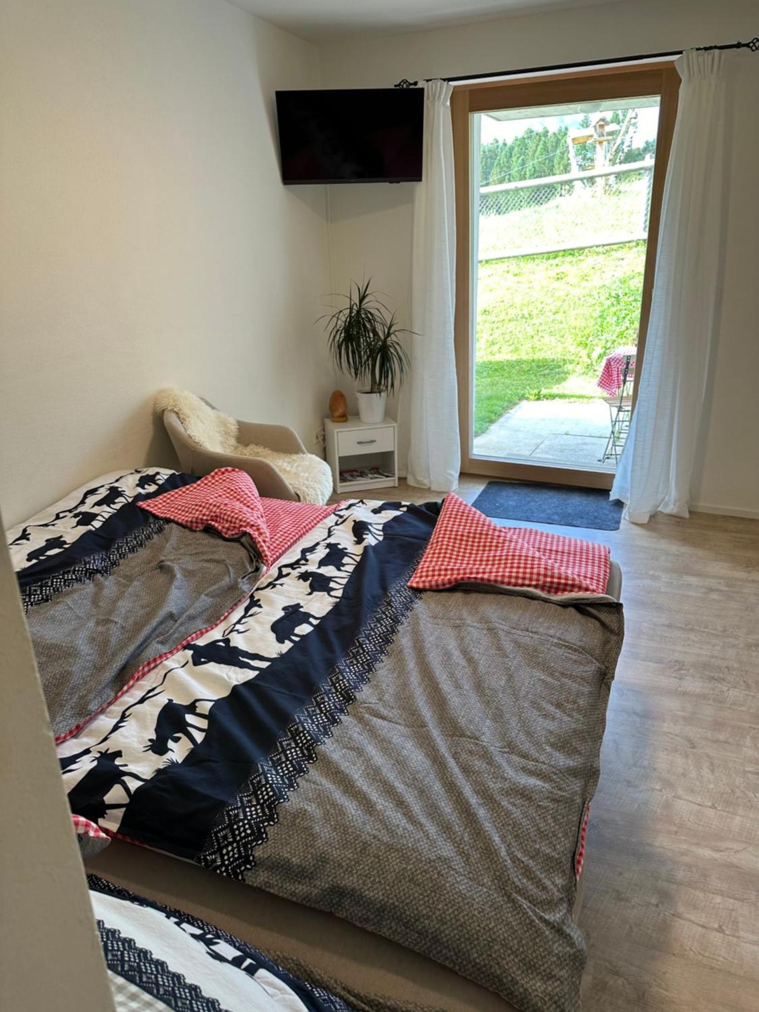 Kleines Aber Feines Studio Zuoz Buitenkant foto